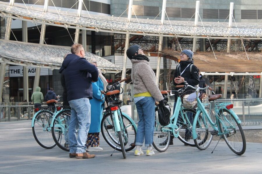Milan: Highlights and Hidden Gems Guided Bike Tour - Porta Nuova, where Milan looks to the future