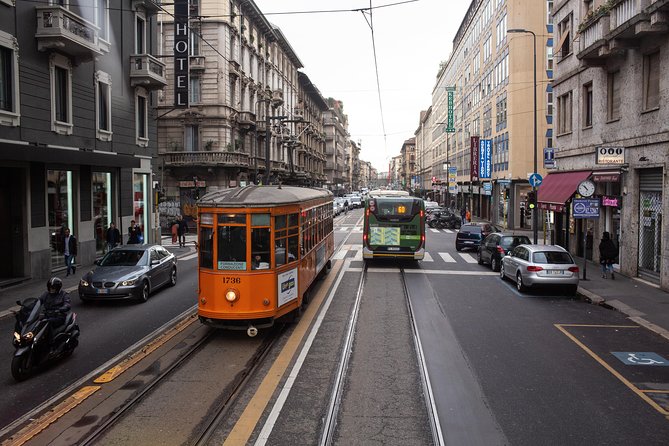 Milan Hop-On Hop-Off Bus Tour with Four Routes - Palazzo Lombardia, Centrale, and Porta Venezia