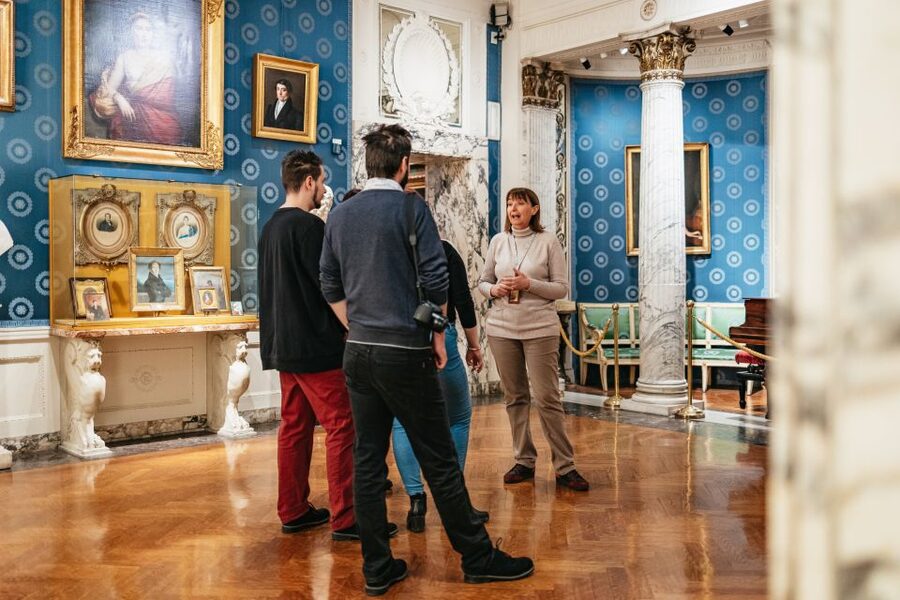 Milan: "Museo Teatrale Alla Scala" Guided Tour - Looking into the auditorium and private boxes