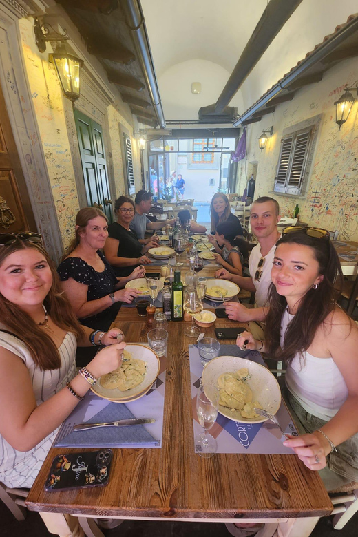 Milan: Pasta and Tiramisu Cooking Class with Wine - FAQ