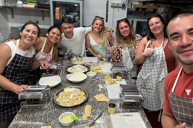 Milan: Pasta and Tiramisu Small Group Cooking Class with Wine - How the small group changes the experience