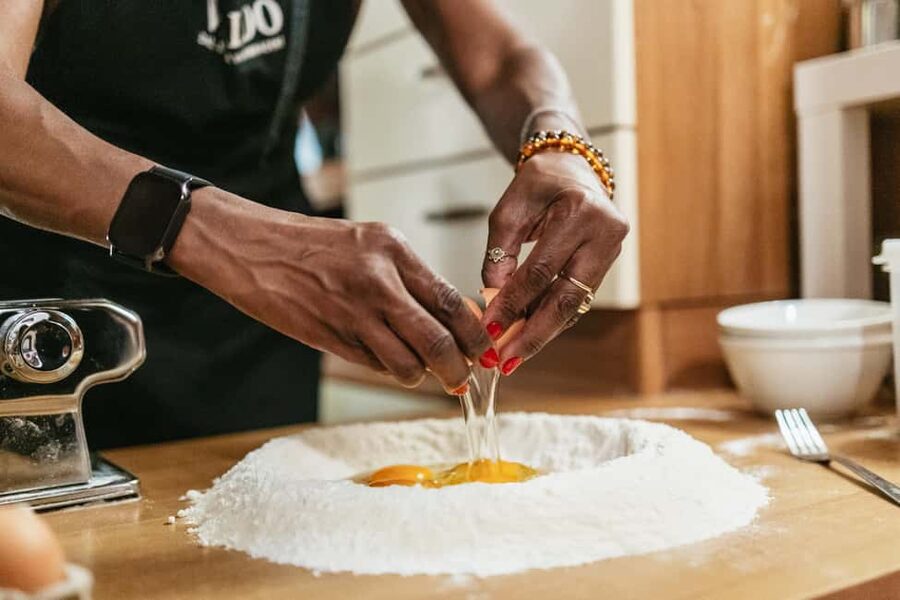 Milan: Pasta & Tiramisu Cooking Class with Premium Products - Why the Private Loft Setting Matters
