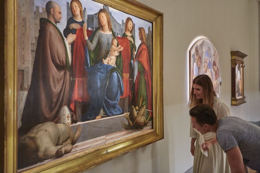 Milan: Pinacoteca Ambrosiana & da Vinci Codex Exhibition - Timing, comfort, and practical limitations