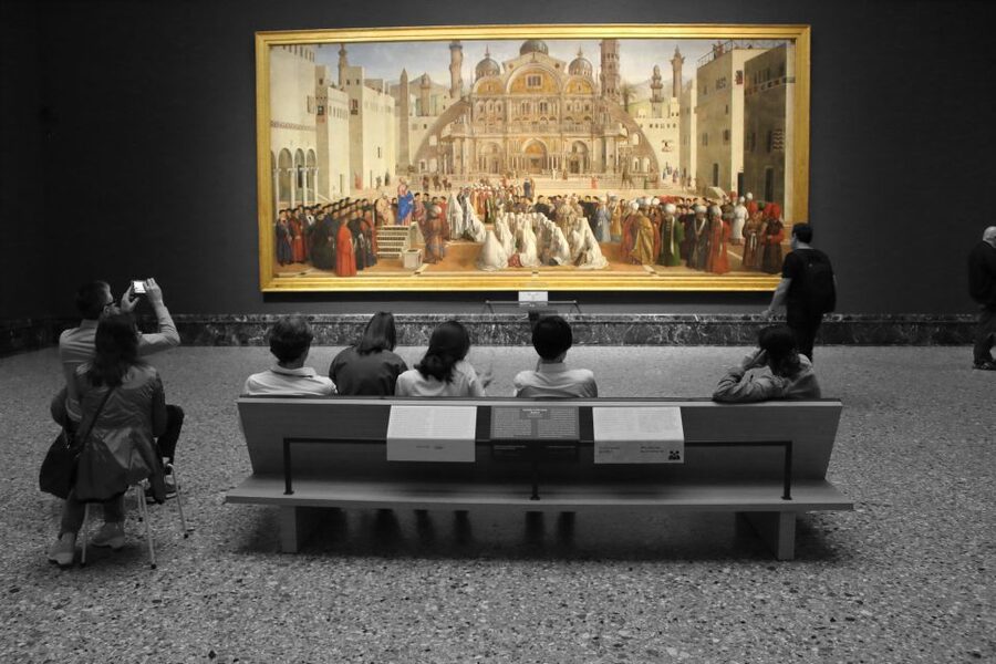 Milan: Pinacoteca Art Gallery and Brera District Guided Tour - What the two-hour schedule feels like