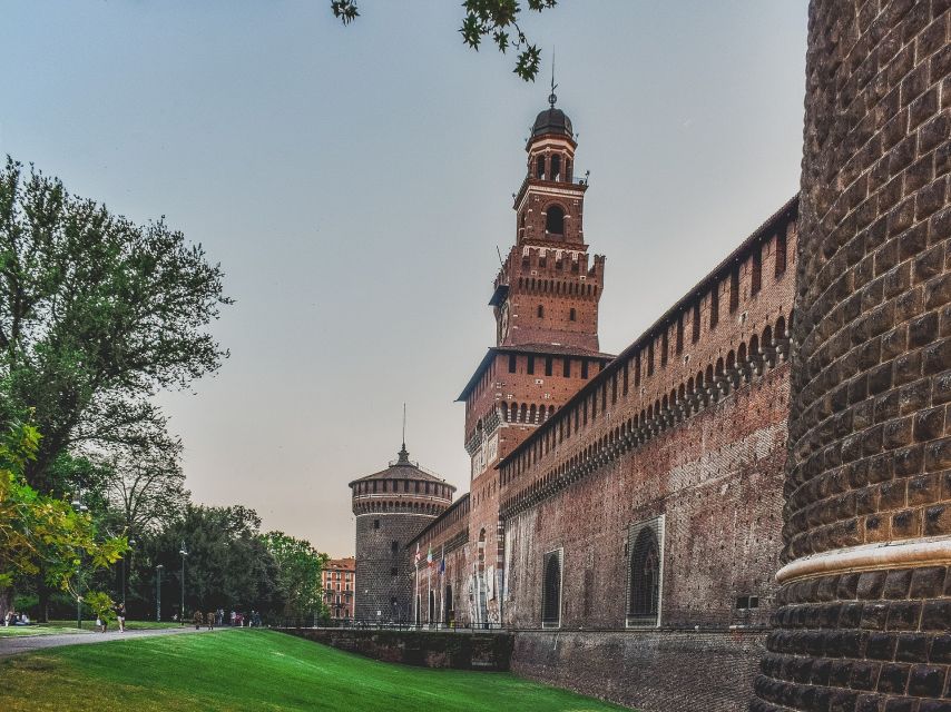 Milan: Sforza Castle and Michelangelo's Pietà Rondanini Tour - Who should book this castle tour?