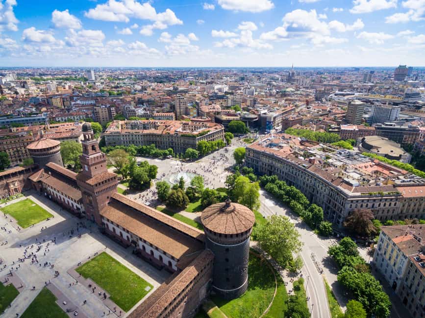 Milan: The Last Supper & Sforza Castle Guided Tour - Sforza Castle from the outside
