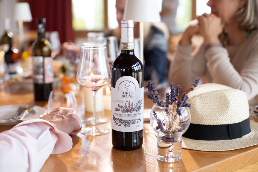 Montalcino: Guided Winery Tour and Wine Tasting - What the guides add to the experience