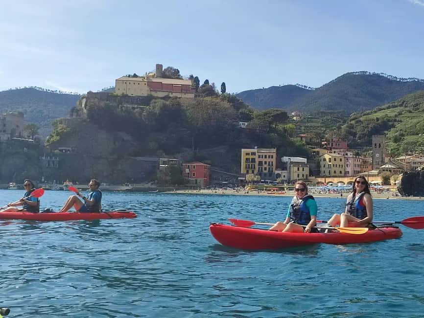 Monterosso al Mare: Monterosso Kayak and Snorkeling Tour - The final 30 minutes: paddle back with time for photos