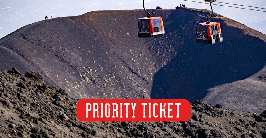 Mount Etna: Return Funivia dell'Etna Cable Car Ticket - The ride to 2,500 meters