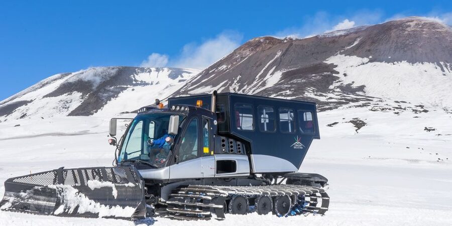 Mount Etna: Roundtrip Cable Car and 4x4 Bus Ticket - Key points to know before going