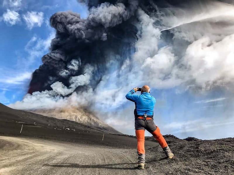 Mount Etna: Trek to 3000m with cable car and jeep - Starting at Rifugio Sapienza on Etna’s southern side