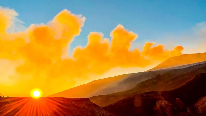 Mount Etna: Trek to 3000m with cable car and jeep - How the $62.63 price compares with the real cost