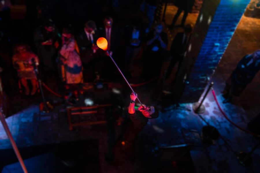 Murano: Glass Blowing Demonstration with Optional Drinks - Best for families and first-time Murano visitors