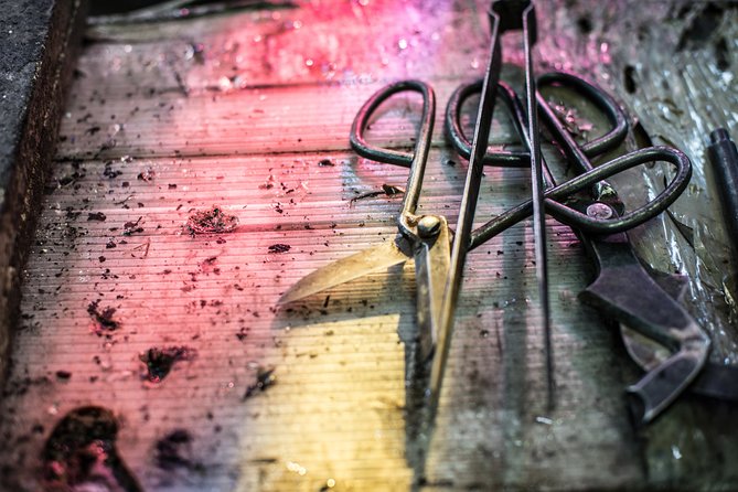 Murano Glass Experience With a Visit to a Burano Lace Island - What to bring and how to plan the day