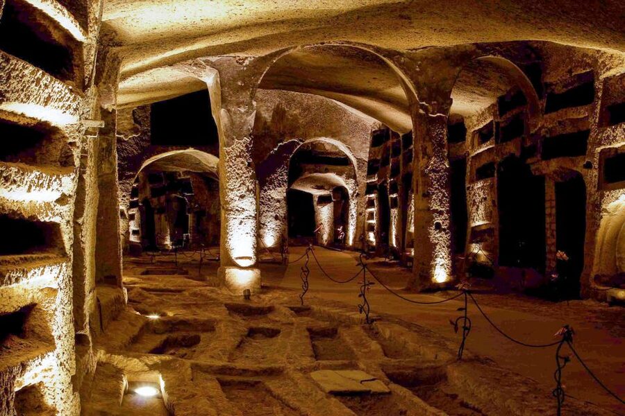 Naples: Catacombs of San Gennaro Entry Ticket & Guided Tour - The baptismal font and Bishop Paul II’s refuge