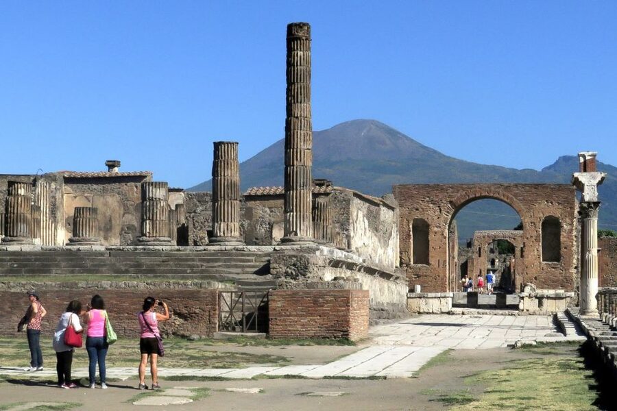 Naples: Day Trip to Pompeii and Capri - Capri’s Piazzetta, shops, and Gran Caffè Vuotto