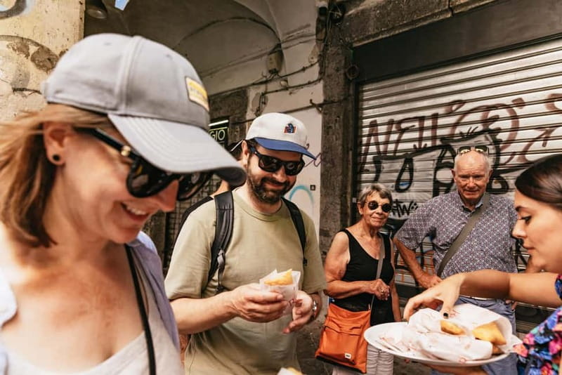 Naples: Guided Street Food Tour with Spritz - Why this Naples food walk works