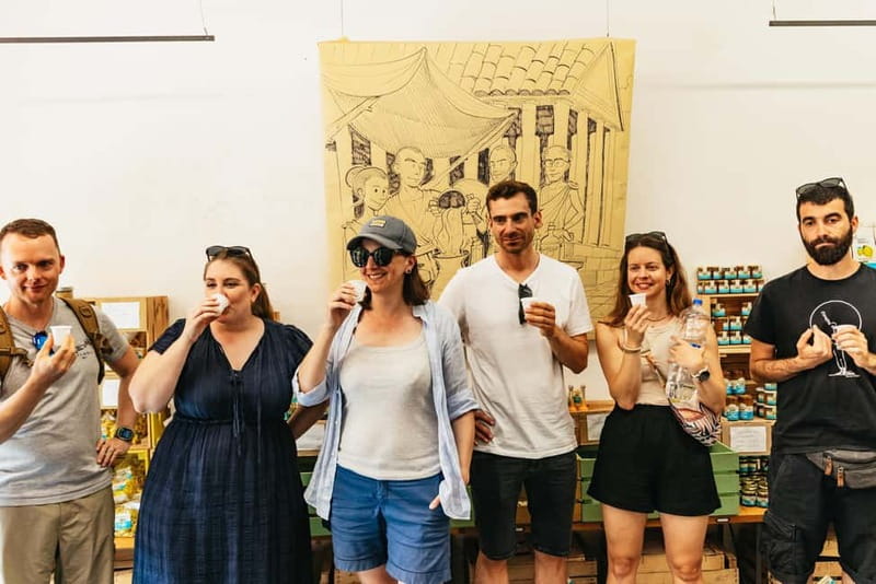 Naples: Guided Street Food Tour with Spritz - Via dei Tribunali and the taste of old Naples