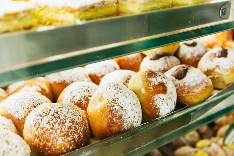 Naples: Guided Street Food Tour with Spritz - Spritz, limoncello, and a pause between bites