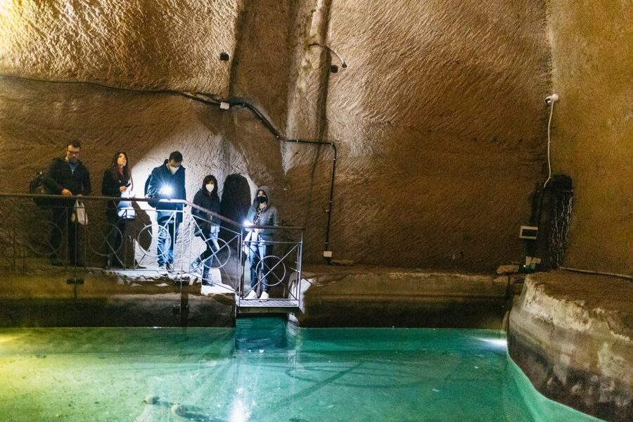 Naples: Naples Underground Entry Ticket and Guided Tour - Is the pizza option worth adding?