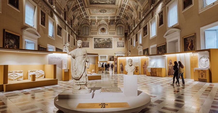 Naples: National Archaeological Museum of Naples Guided Tour - Meeting at the ticket office