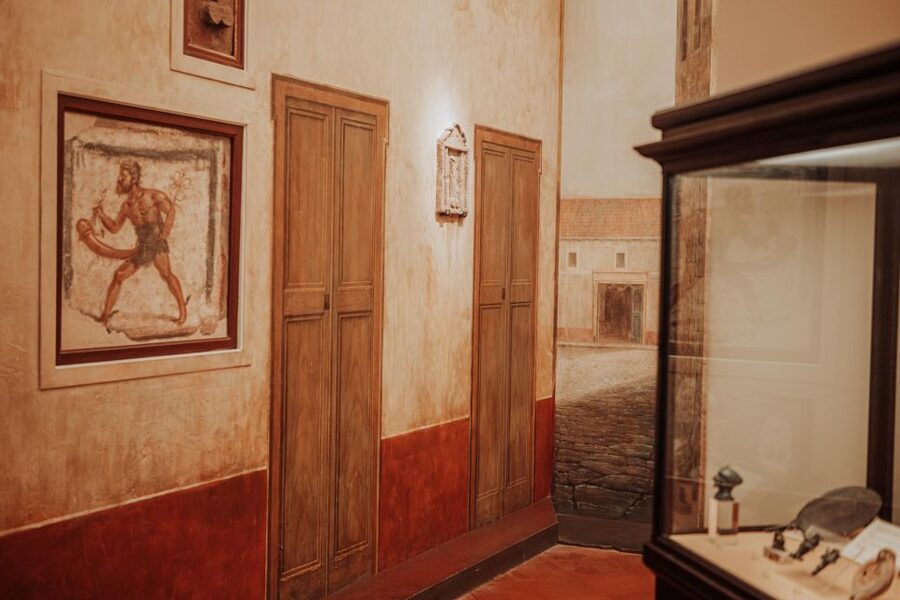 Naples: National Archaeological Museum of Naples Guided Tour - Pompeii’s mosaics and Herculaneum’s frescoes