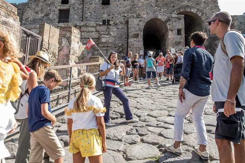 Naples or Sorrento: Full-Day Pompeii and Mount Vesuvius Tour - Guides, headsets, and how the day feels