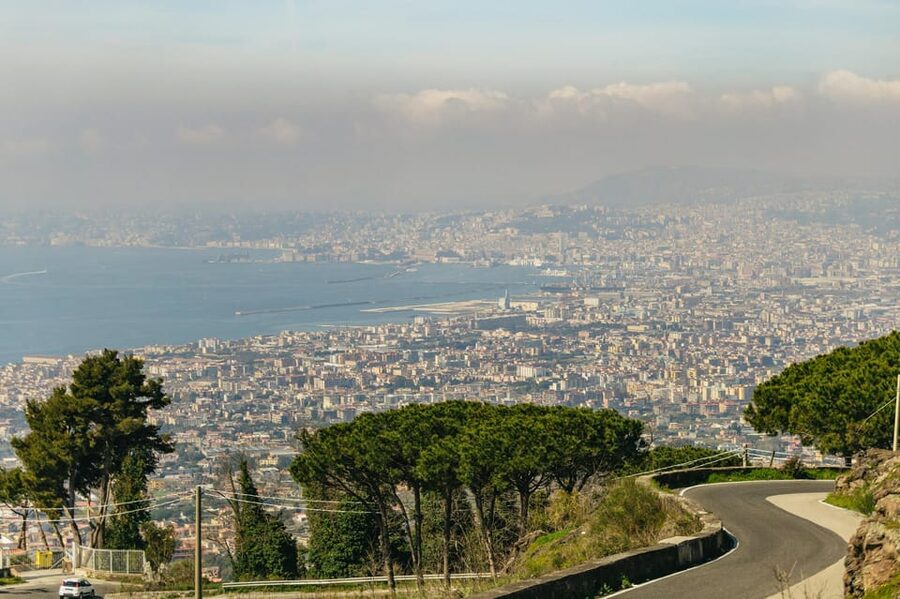 Naples: Pompeii and Mt. Vesuvius with Lunch and Wine Tasting - The return to Naples and cruise ship advice