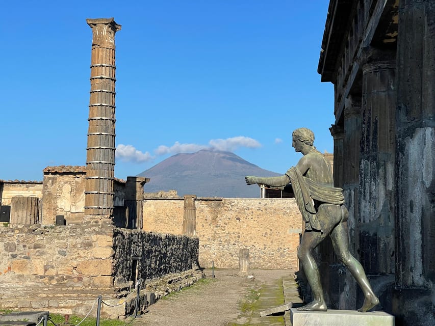 Naples: Pompeii Archaeology Park Tour & Skip-the-Line Entry - The Amphitheater and the limits of two hours