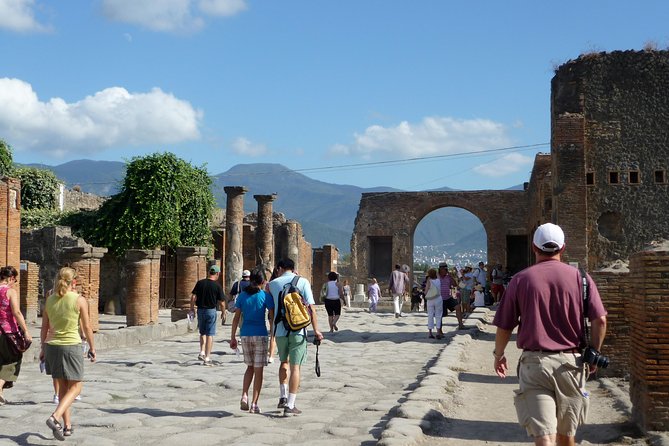 Naples: Pompeii & Mt Vesuvius All-Inclusive Small Group w/ Lunch - Key points before you book