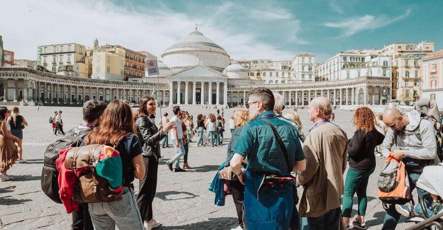 Naples: Royal Palace and Monumental Area Small Group Tour - Key points at a glance