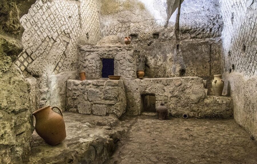 Naples: San Lorenzo Maggiore and Neapolis Sotterrata Ticket - Who will enjoy this visit most?