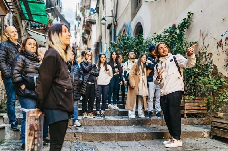 Naples: Street Art & History Tour in the Spanish Quarters - Finding the stories behind the murals