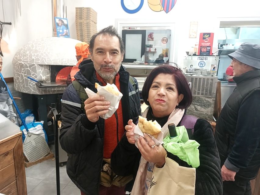 Naples: Street Food Experience With 6 Stops - Why La Pignasecca is the right place to eat Naples