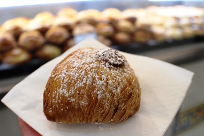 Naples Street Food Tour: Discover Local Flavors with Expert Guide - Why this food walk works well in Naples