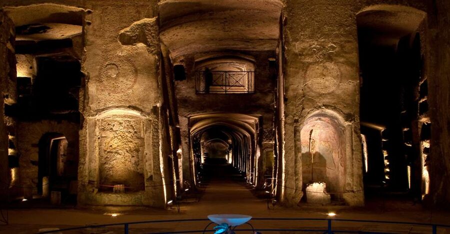 Naples: The Holy Mile 3-Hour Guided Tour - Starting beneath the city at the Catacombs of San Gennaro