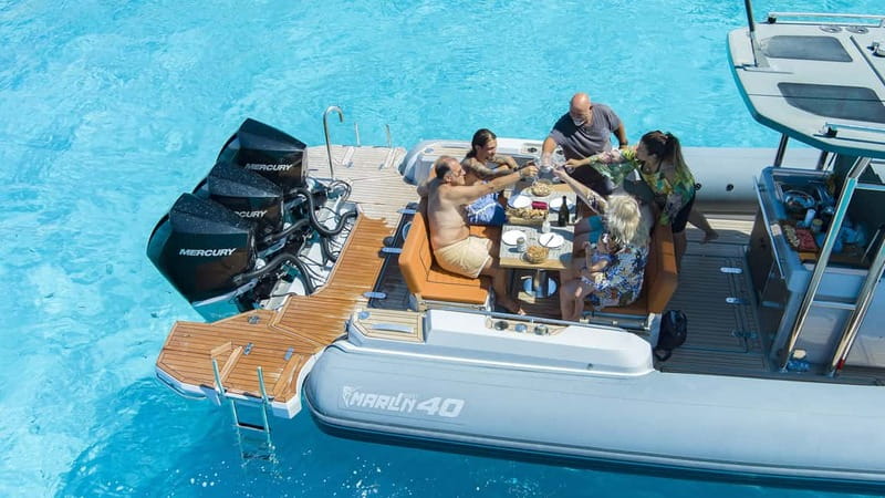 Olbia: Boat tour to Tavolara Park with Aperitif and Drinks - I Sassi Piatti and Spiaggia della Tartaruga