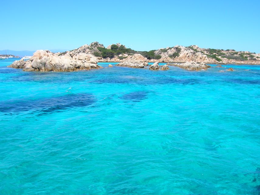 Olbia: Maddalena Archipelago Boat Tour with Minibus Transfer - Timing, group size, and the real length of the day