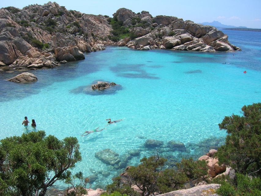 Olbia: Maddalena Archipelago Boat Tour with Minibus Transfer - What to bring for a comfortable day