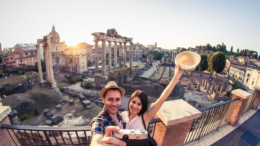 Palatine Hill and Roman Forum Tour with Fast-Track Entrance - Why the guide matters here