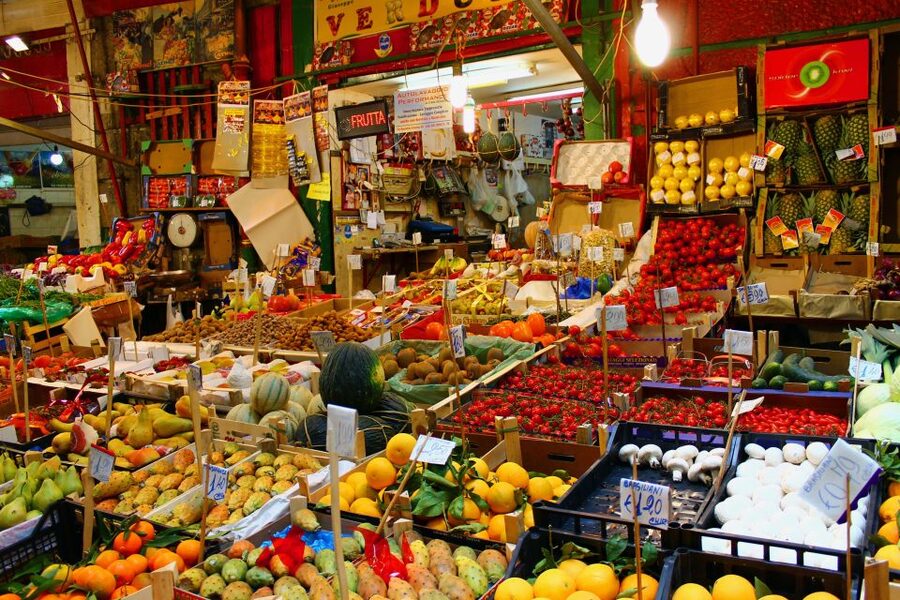 Palermo: Markets and Monuments City Center Walking Tour - Porta Carini and the turn into Capo Market