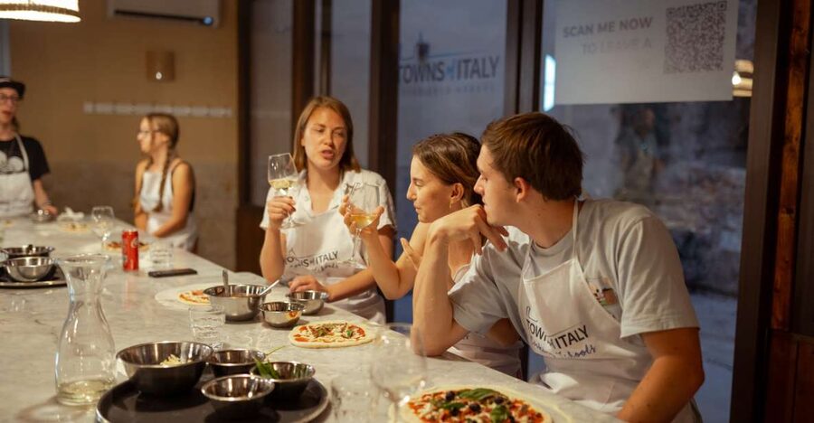 Palermo: Pizza and Gelato Cooking Class with Dinner and Wine - Who should book this class?