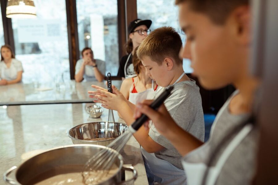 Palermo: Pizza and Gelato Cooking Class with Dinner and Wine - Is $71 good value?