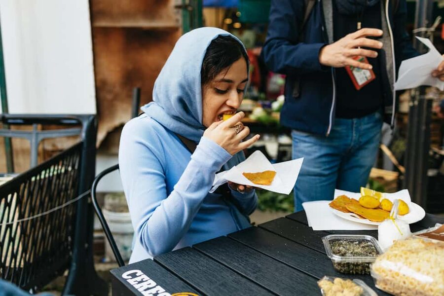 Palermo: Street Food and History Walking Tour - Eating your way through Capo Market