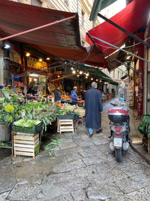 Palermo: Street Food Walking Tour with Local Guide & Tasting - Key points at a glance