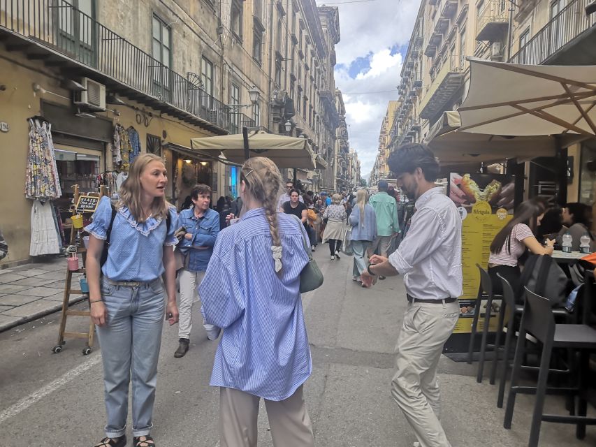 Palermo: Street Food Walking Tour with Local Guide & Tasting - Finishing with a Sicilian dessert
