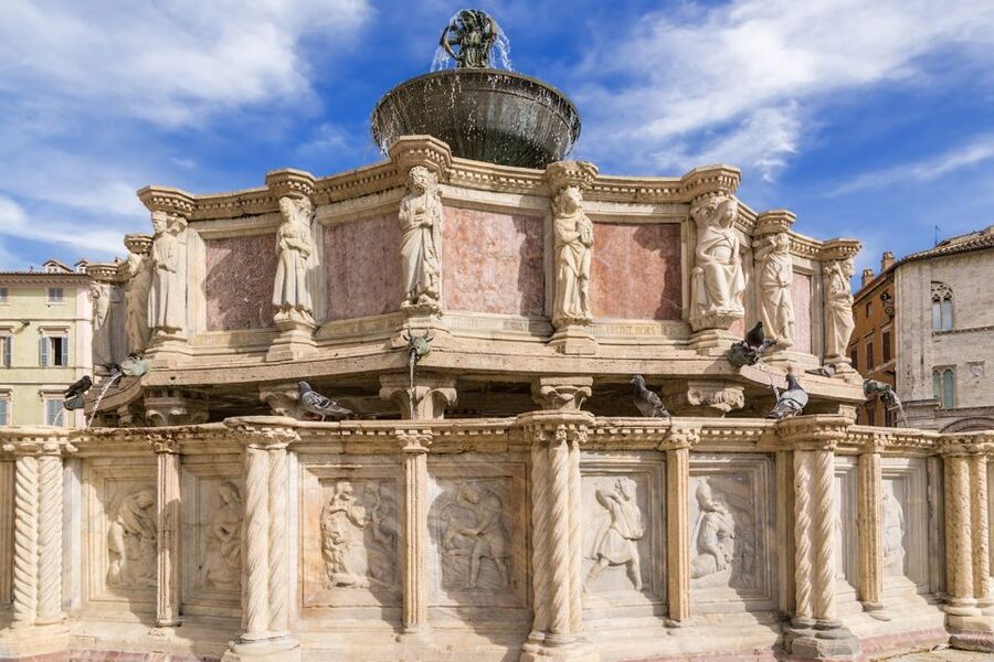 Perugia: Old Town Walking Tour, Piazza IV Novembre - Who should book this Perugia walk?