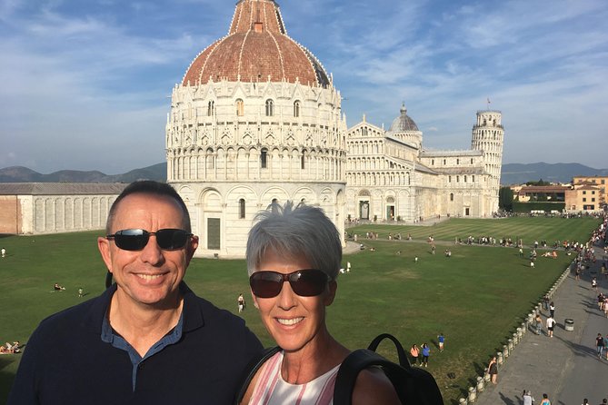 Pisa all inclusive: Baptistery, Cathedral and Leaning Tower guided tour - Inside the Baptistery of San Giovanni