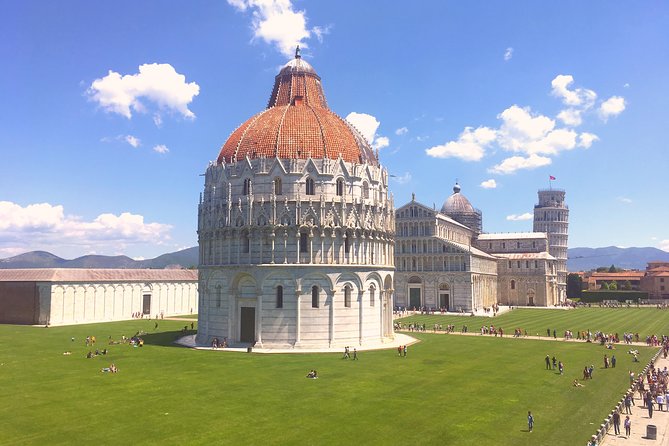 Pisa all inclusive: Baptistery, Cathedral and Leaning Tower guided tour - The Leaning Tower climb is the big decision