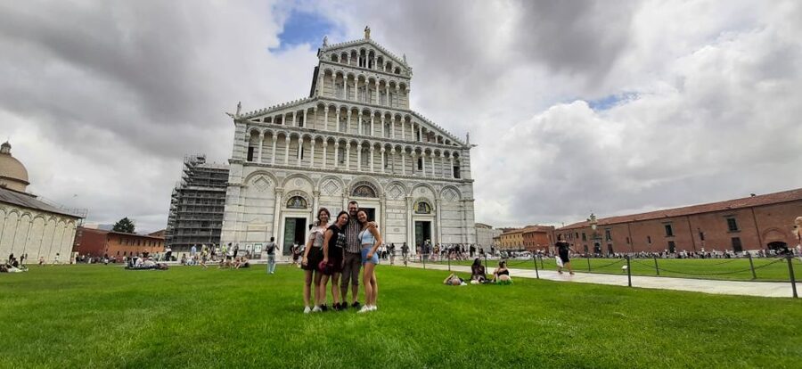 Pisa: Guided Tour with Optional Tower Tickets - Climbing the Leaning Tower: 251 steps and a timed entry